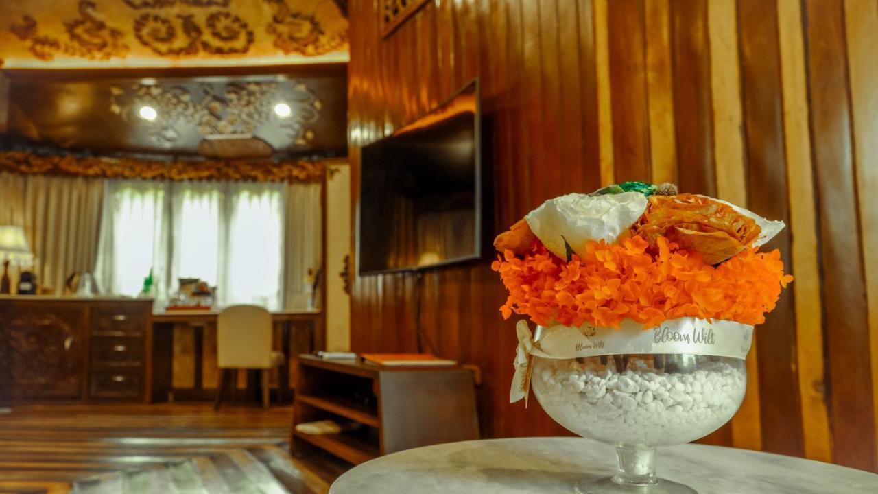 Rancho Bernardo Luxury Villas And Resort Bagac Екстер'єр фото